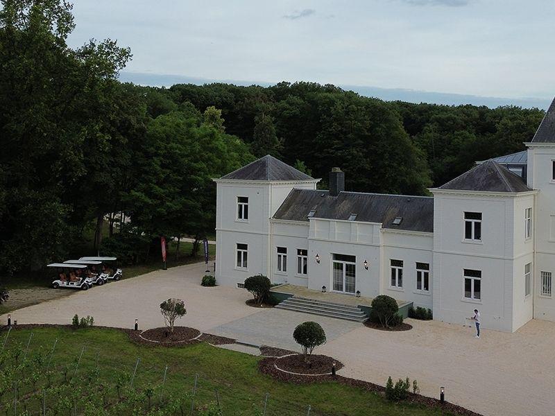 Haksberg wijnhuis en wijnkasteel
